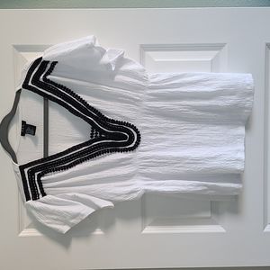 Flutter sleeve white blouse